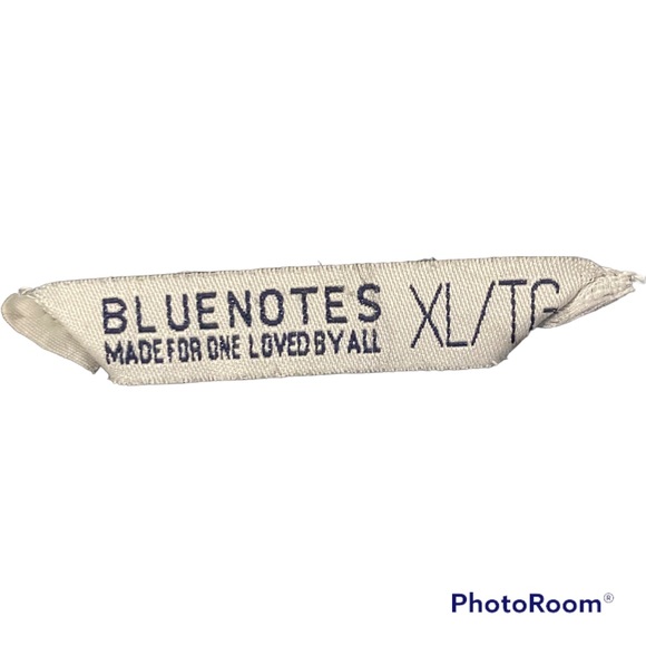 A Bluenotes  sweater in size extra large - Picture 3 of 4